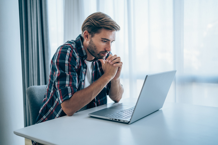 How Mental Health Shapes Absenteeism and Presenteeism in the Workplace